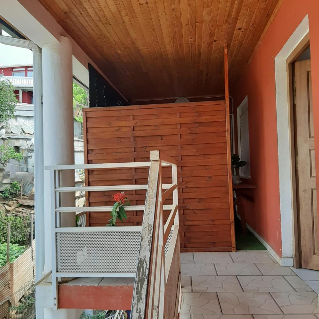 Location Chambres Mtsapere Maevantana Sur Mamoudzou Mayotte Chez Zam Экстерьер фото